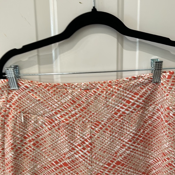 J McLaughlin Newport Size Small - Picture 5 of 5